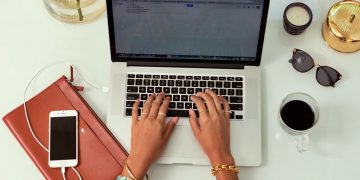 543a783e6904b63d_POPSUGAR_03.28.15_ProductVignette_375-1-edit_1_ (1)