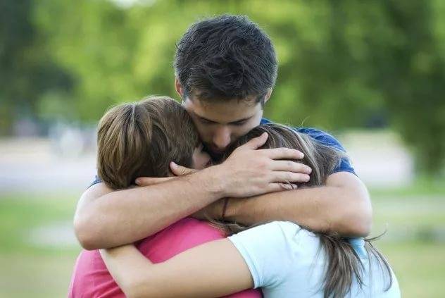 Не топчи локтями - sun-hands.ru