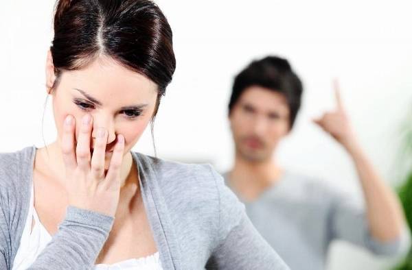 6 методов, как мужчина манипулирует женщиной и подрывает ее уверенность в себе. - sun-hands.ru