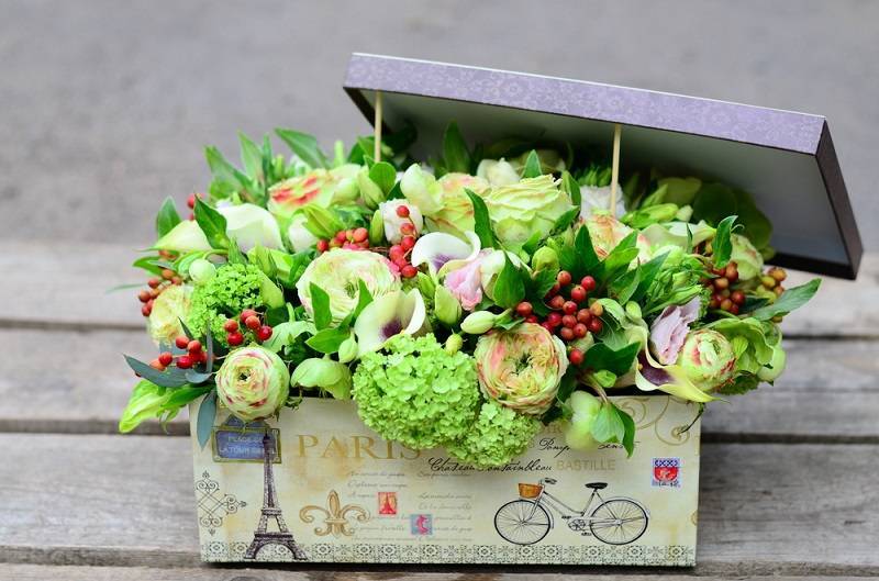 Модный флористический тренд: цветы в коробке своими руками - 1001sovety.ru