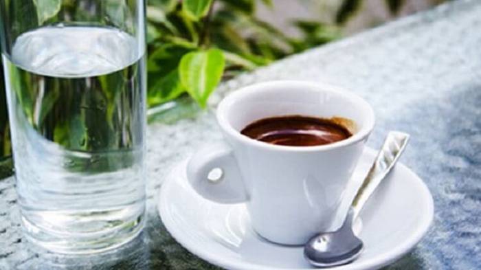 Почему кофе обязательно надо запивать водой - sovetnika.net