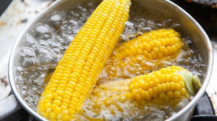Как правильно выбирать и варить кукурузу - sovetnika.net - Россия