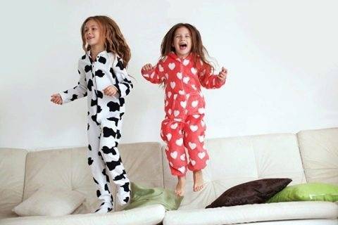 Какой должна быть идеальная пижама для девочки? - epochtimes.com.ua
