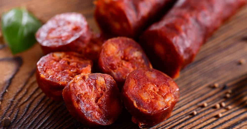 Как выбрать качественную варено-копченую колбасу? 10 советов от экспертов «Полезной программы» - kolobok.ua