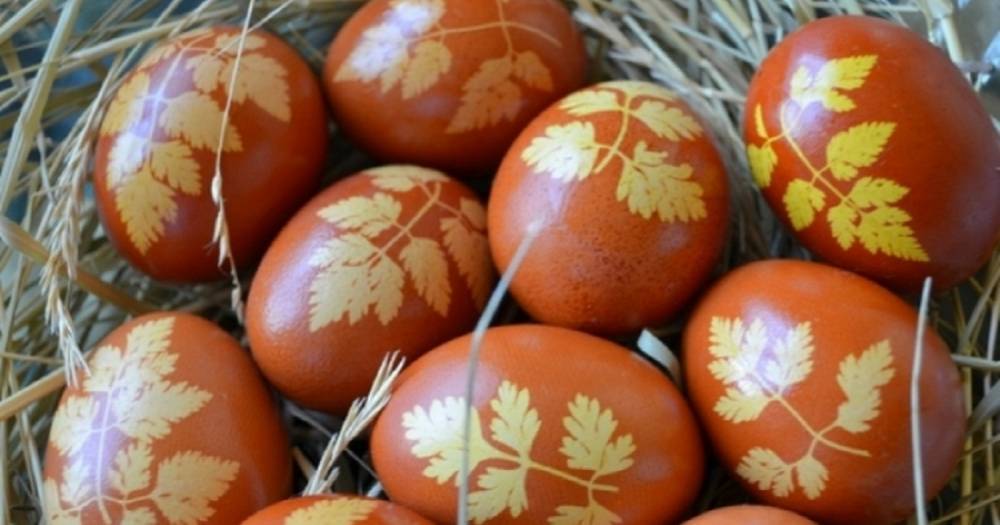 9 способов окрашивания яиц на Пасху, которые легко сделать с детьми - novate.ru