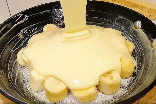 Готовь хоть с бананами, хоть с яблоками! воздушный пирог на сковороде! - hitrostigizni.ru