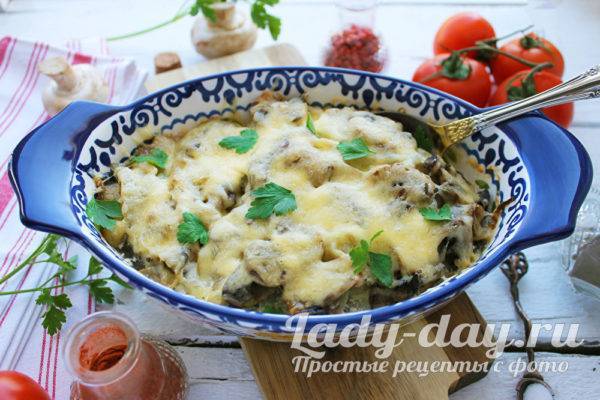 Картошка с грибами запеченная в духовке под сырной шапкой - hitrostigizni.ru