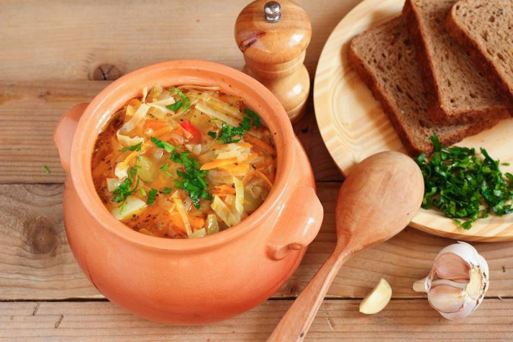 Как приготовить луковый суп с капустой и лимонным соком - hitrostigizni.ru