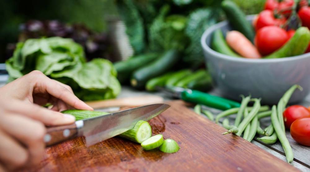 Если огурцы горчат: 6 верных способов улучшить вкус овощей - goodhouse.ru