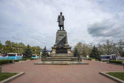 Чем заслужил свою славу адмирал П. С. Нахимов? - shkolazhizni.ru