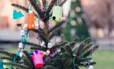 Украшение ёлки на улице на Новый год своими руками. 6 простых вариантов самодельных ёлочных игрушек - nashsovetik.ru