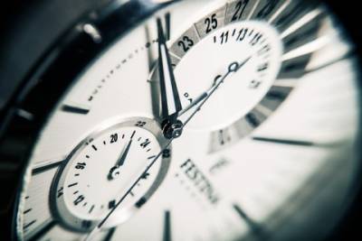 Какой тип наручных часов выбрать? - epochtimes.com.ua