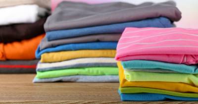7 способов освежить одежду, если на стирку времени нет - novate.ru