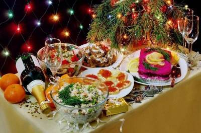 Опасные продукты питания на праздничном столе, которые грозят отравлением. Топ-5 - nashsovetik.ru