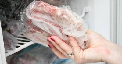 Нехитрый способ, как разморозить мясо за 10 минут без использования микроволновки и кипятка - novate.ru