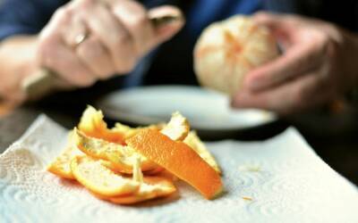 Апельсиновая корка дает неожиданный эффект: лайфхак для любителей долго принимать ванну - belnovosti.by
