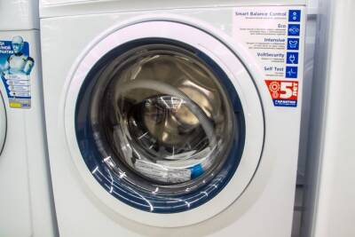 Ошибка молодых хозяек при использовании стиральной машины: в ванной появляется запах сырости - belnovosti.by