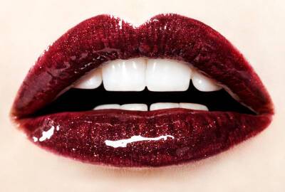 Что сделает женские губы красивыми? - shkolazhizni.ru - Сша