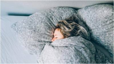 ​Как тяжелое одеяло и пакет помогают быстрее уснуть и лучше выспаться - polsov.com