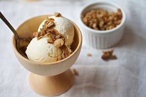 Как сделать домашнее мороженое из йогурта? Рецепты. Всего 3 ингредиента! - nashsovetik.ru