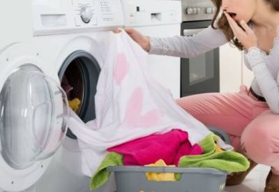 4 способа спасения одежды, если она полиняла во время стирки - novate.ru