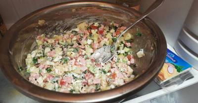 Готовлю салат «Окрошка» вместо обычной окрошки, если муж капризничает в особенно жаркий день - takprosto.cc