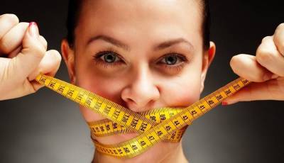 Хотите меньше есть и быстро похудеть? Используйте этот простой приём - nashsovetik.ru
