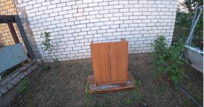 Девушка смогла переделать старый шкаф в шикарную тумбу для ванной. Получилось стильно и практично - cpykami.ru