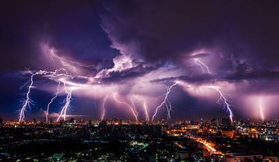 Где чаще всего сверкают молнии? - shkolazhizni.ru - Индонезия