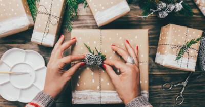 Просто, дешево и красиво: 10 идей, как упаковать новогодние подарки - kolobok.ua