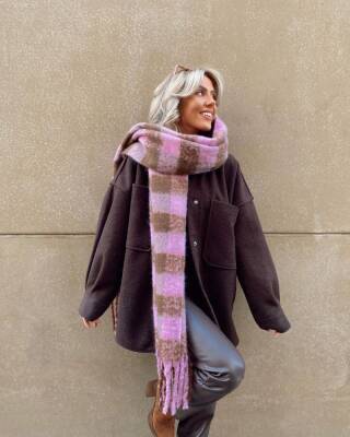 Как и с чем стильно носить шарф зимой - all-for-woman.com