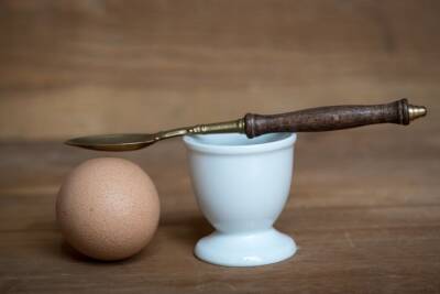 Антон Курчев - Как очистить вареное яйцо за пять секунд: трюк настолько простой, что хозяйки удивятся - belnovosti.by