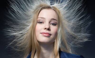 Как быстро снять статику с волос, если они электризуются? Простой трюк - nashsovetik.ru