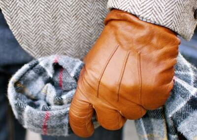 Как почистить кожаные перчатки в домашних условиях? 4 способа - nashsovetik.ru