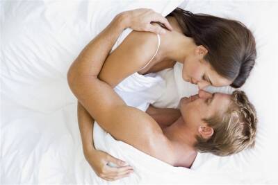 10 секс-поз для снятия стресса во времена неопределенности - miridei.com