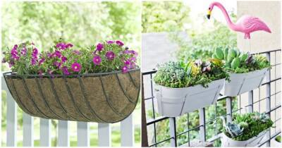 Оптимальный вариант для небольшого балкона: размещение растений на перилах в специальных подвесных горшках - cpykami.ru