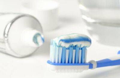 Марин Михалап - Почему опытные хозяйки не выбрасывают старые зубные щетки: хитрости, которые пригодятся каждому - belnovosti.by