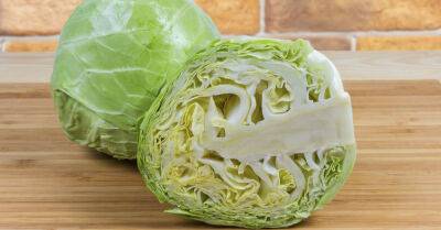 Что добавить в салат из молодой капусты, чтобы разнообразить вкус и прогнать тоску - takprosto.cc