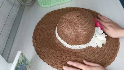 Стильный летний аксессуар из дешевой шляпки: прекрасно дополняют летние образы, делая их более женственными и стильными - cpykami.ru