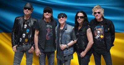 Вокалист группы Scorpions Клаус Майне поднял флаг Украины на недавнем концерте - takprosto.cc - Россия - Украина - Москва