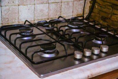 Кухонная плита и кафель будут сиять от чистоты: готовим копеечный раствор для мытья - belnovosti.by