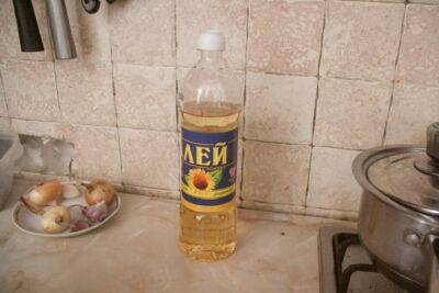 Ольга Котова - Оказывается, многие неправильно наливают растительное масло из бутылки - belnovosti.by