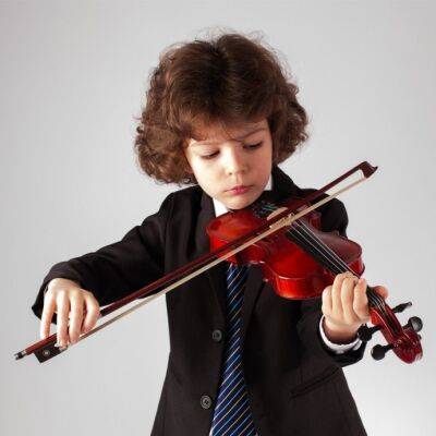 Зачем еврейских детей учат играть на скрипке - polsov.com