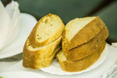 Как правильно хранить хлеб, чтобы он долго не черствел: простая хитрость - belnovosti.by