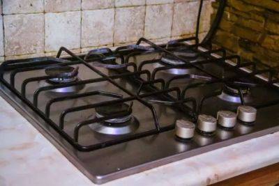 Как идеально отмыть решетку кухонной плиты: дешевое средство - belnovosti.by