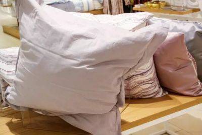 Как отмыть жёлтые пятна на подушке: используйте эти 5 средств - belnovosti.by