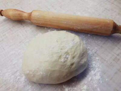 Как раскатать тесто, если нет скалки: 3 лучших варианта - belnovosti.by