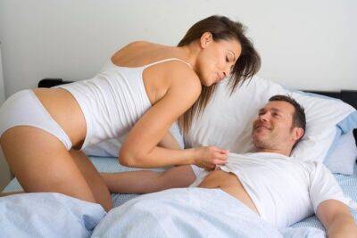 Как правильно выбрать позу для секса в зависимости от физических возможностей партнеров - miridei.com