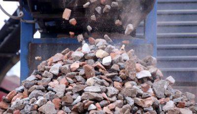 Как правильно избавиться от строительного мусора и сэкономить? - rus.delfi.lv - Латвия
