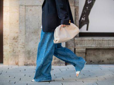 Как и с чем носить широкие джинсы - all-for-woman.com